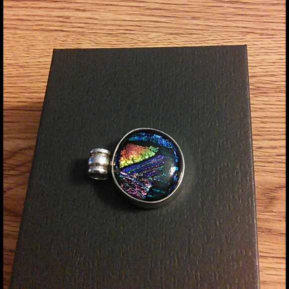 Pendant - Picture 4 of 7